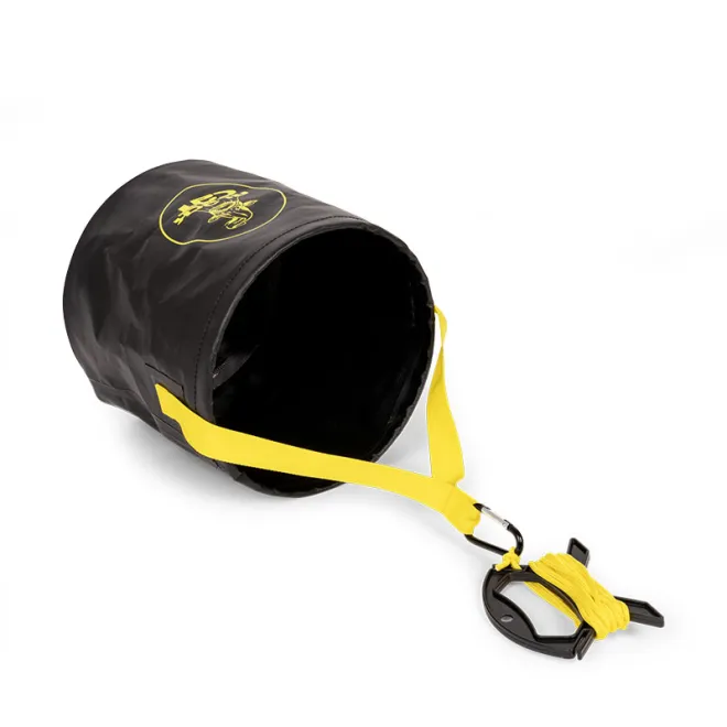 Black Cat Collapsible Water Bucket