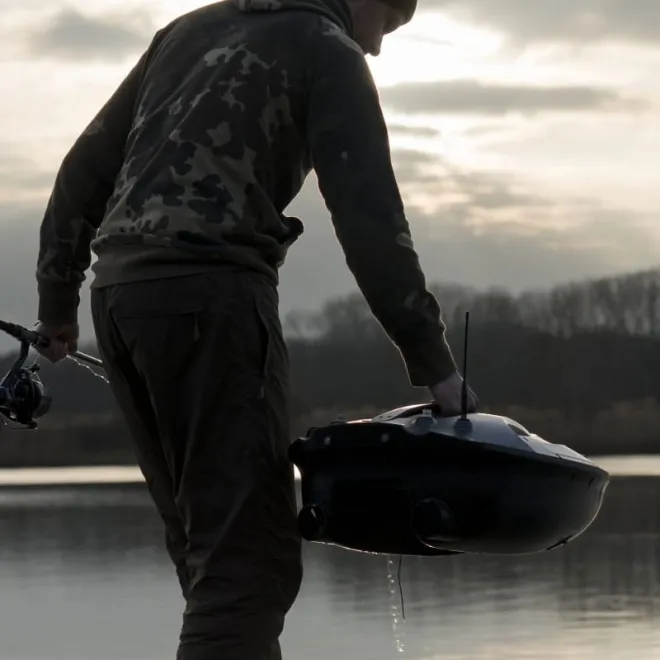 Carp Royal Duke Pro+ Futterboot