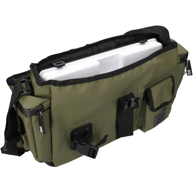 DAIWA D-VEC WP 100 Shoulder Bag