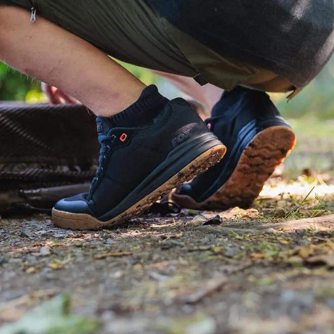 FOX Classic Trainer 43