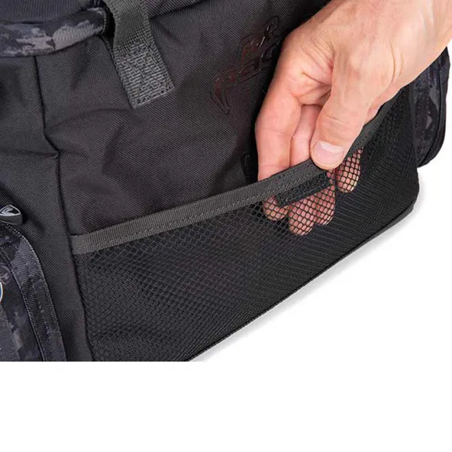 FOX Rage Voyager Medium Tackle Bag