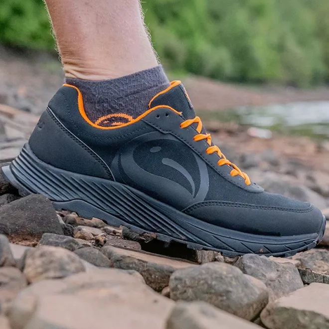 Guru Waterproof Trainer Black 42
