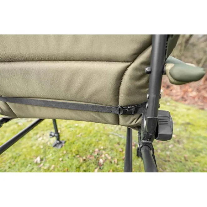 Korum Universal Waterproof Chair Cover