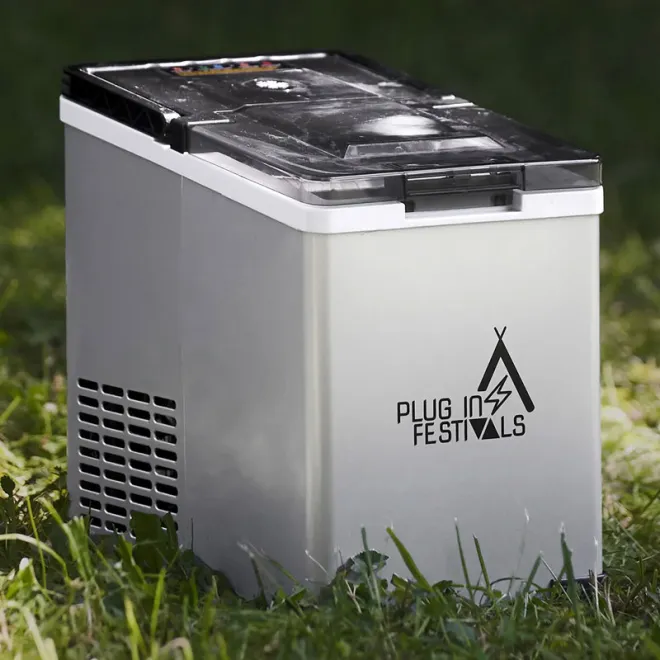 Plug-In Festivals IceCube Maker Eiswürfelmaschine by Maentum