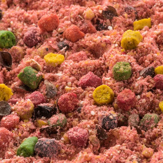 Mivardi R1 Carp 950 g Strawberry