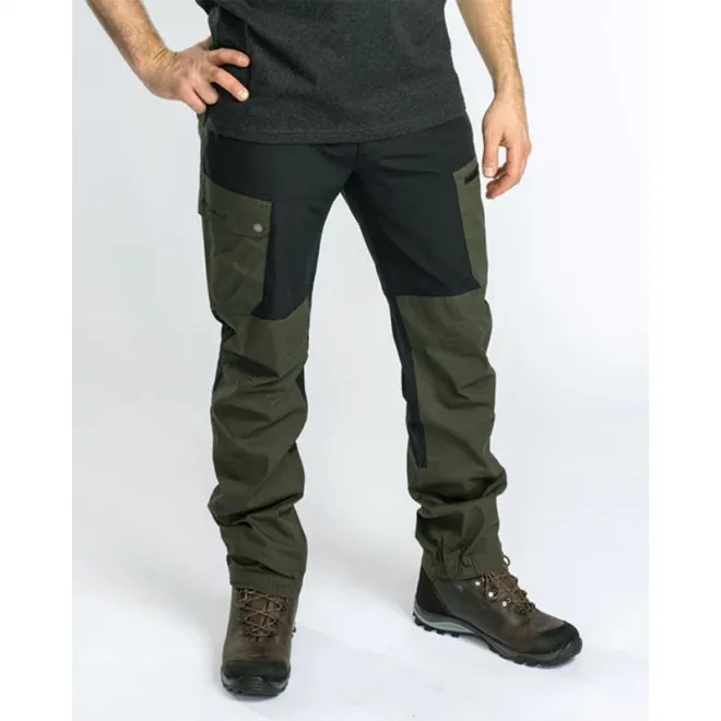 Pinewood Finnveden Trail Hybrid Trousers Black/Mossgreen C48