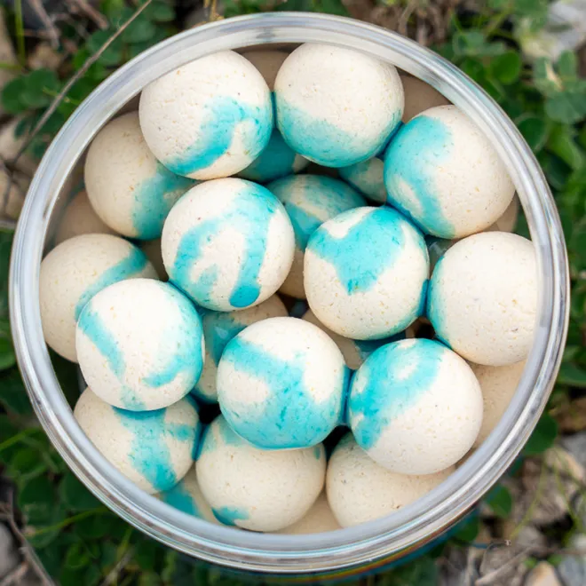 P.R. Baits Range Glow Milky Ocean 110 ml