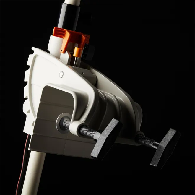 Savage Gear Thruster SW 12 V 55 LBS